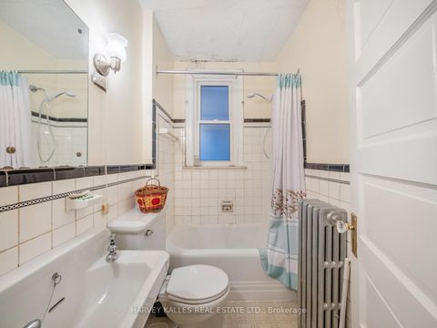 Photo 17 at 132 Close Avenue, South Parkdale, Toronto