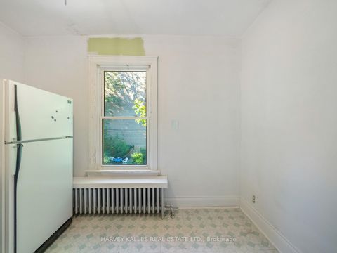 Photo 33 at 132 Close Avenue, South Parkdale, Toronto