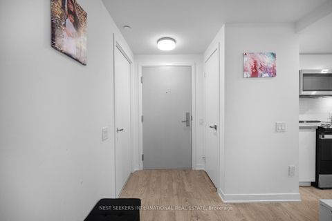 Photo 3 at 405 - 500 Wilson Avenue, Clanton Park, Toronto