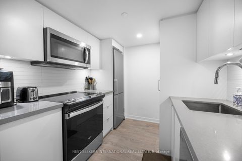 Photo 5 at 405 - 500 Wilson Avenue, Clanton Park, Toronto