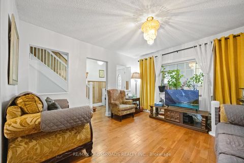 Photo 12 at 13 Homeview Avenue, Smythe, Toronto