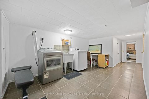 Photo 30 at 13 Homeview Avenue, Smythe, Toronto