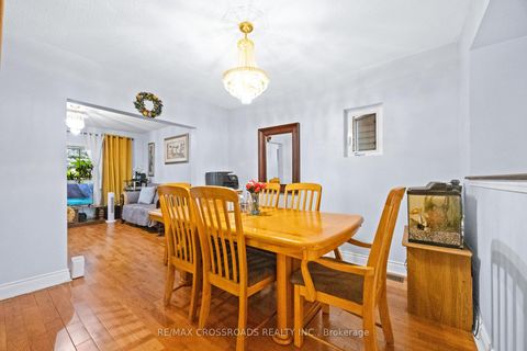 Photo 38 at 13 Homeview Avenue, Smythe, Toronto