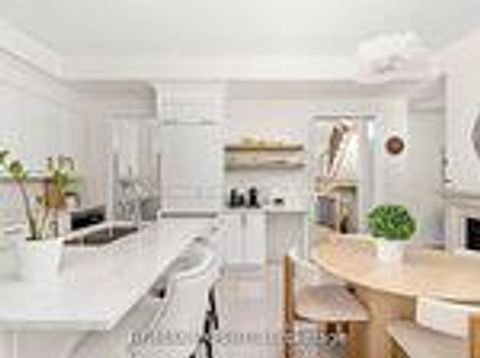 Photo 20 at 17 Kinburn Crescent, Vellore Village, Vaughan