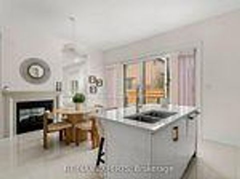 Photo 21 at 17 Kinburn Crescent, Vellore Village, Vaughan