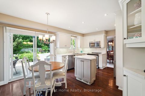 Photo 8 at 1445 Golden Meadow Trail, FA Falgarwood, Oakville