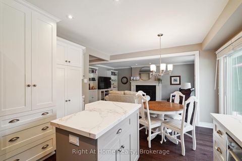 Photo 11 at 1445 Golden Meadow Trail, FA Falgarwood, Oakville