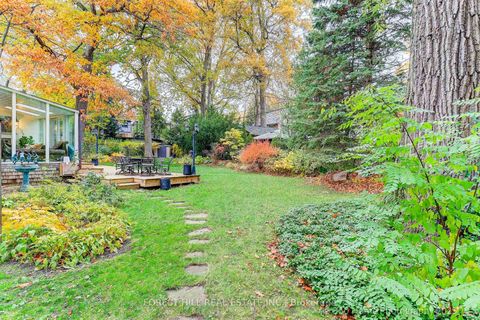 Photo 5 at 91 Braemore Gardens, Wychwood, Toronto