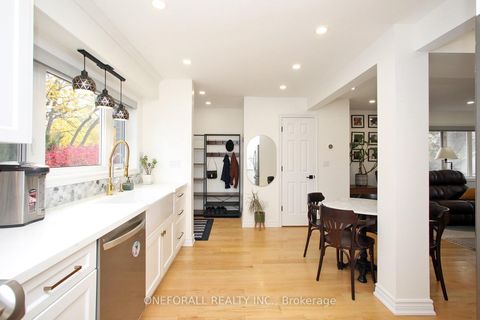 Photo 10 at 10 Esmond Crescent, Old Rexdale, Toronto