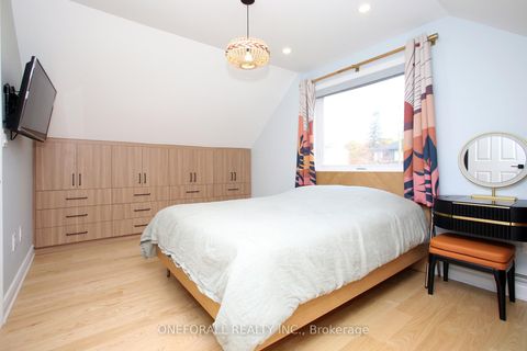 Photo 15 at 10 Esmond Crescent, Old Rexdale, Toronto