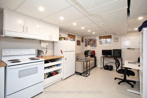 Photo 25 at 10 Esmond Crescent, Old Rexdale, Toronto