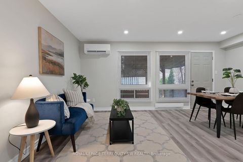 Photo 6 at 158 Woody Vine Way, Bayview Village, Toronto