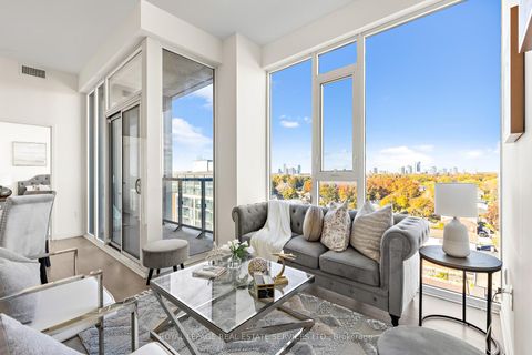 Photo 9 at 820 - 859 The Queensway, Queensway, Toronto