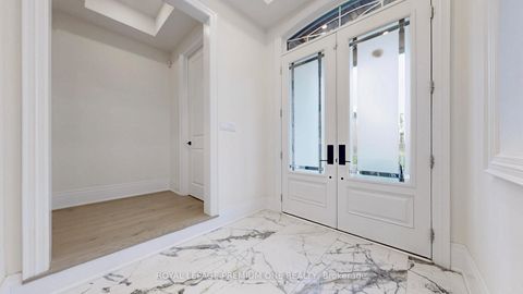 Photo 5 at 104 Greville Street, Vellore Village, Vaughan