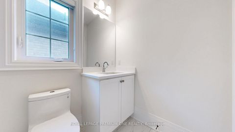 Photo 6 at 104 Greville Street, Vellore Village, Vaughan