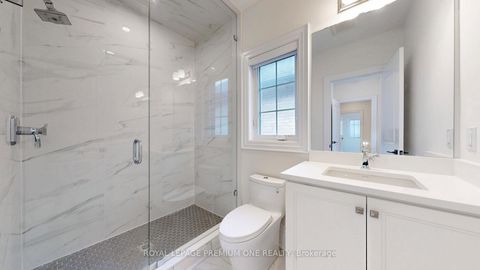 Photo 7 at 104 Greville Street, Vellore Village, Vaughan