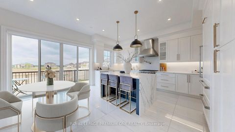 Photo 11 at 104 Greville Street, Vellore Village, Vaughan