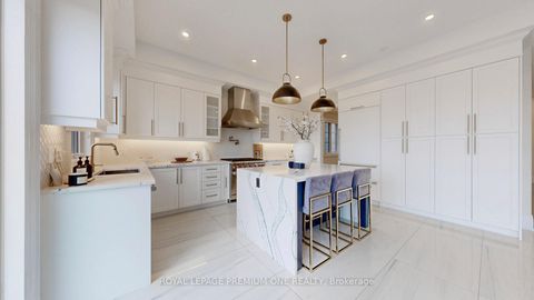 Photo 13 at 104 Greville Street, Vellore Village, Vaughan