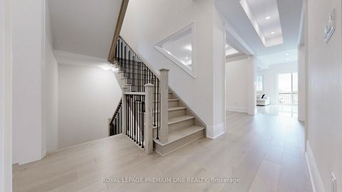 Photo 23 at 104 Greville Street, Vellore Village, Vaughan