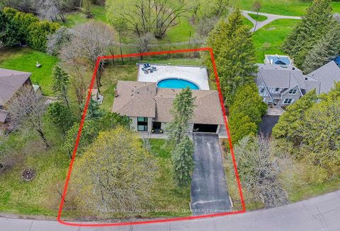 Photo 1 at 56 Cynthia Crescent, Oak Ridges, Richmond Hill