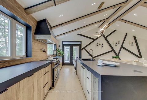 Photo 13 at 56 Cynthia Crescent, Oak Ridges, Richmond Hill