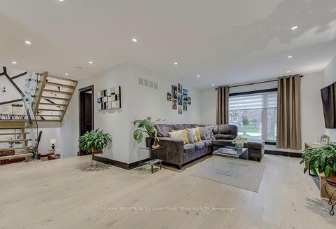 Photo 16 at 56 Cynthia Crescent, Oak Ridges, Richmond Hill