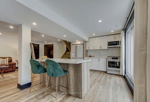 Photo 28 at 56 Cynthia Crescent, Oak Ridges, Richmond Hill