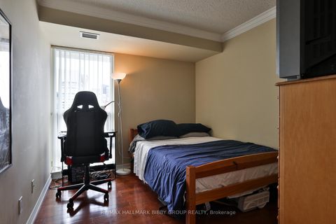 Photo 15 at 703 - 410 Queens Quay W, Waterfront Communities C1, Toronto