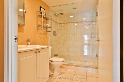 Photo 16 at 703 - 410 Queens Quay W, Waterfront Communities C1, Toronto