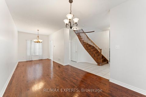 Photo 9 at 157 Cherokee Drive, Maple, Vaughan