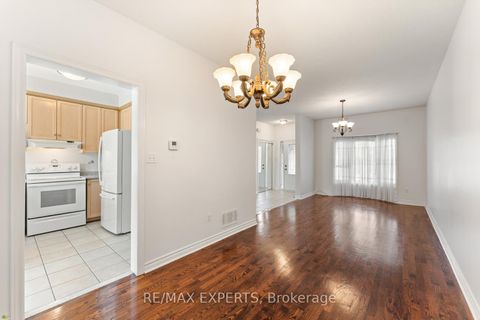 Photo 10 at 157 Cherokee Drive, Maple, Vaughan