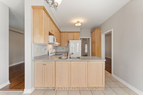 Photo 14 at 157 Cherokee Drive, Maple, Vaughan