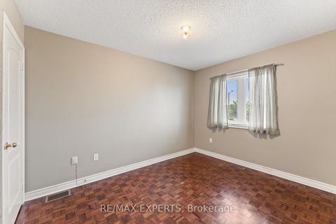 Photo 31 at 157 Cherokee Drive, Maple, Vaughan