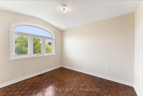 Photo 32 at 157 Cherokee Drive, Maple, Vaughan