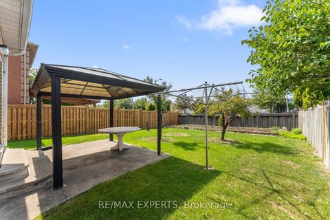 Photo 36 at 157 Cherokee Drive, Maple, Vaughan