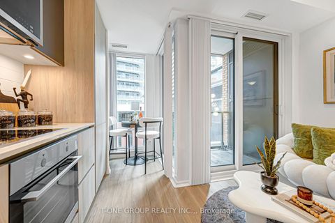 Photo 16 at 808 - 8 WIDMER Street, Waterfront Communities C1, Toronto
