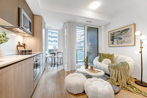 Photo 17 at 808 - 8 WIDMER Street, Waterfront Communities C1, Toronto