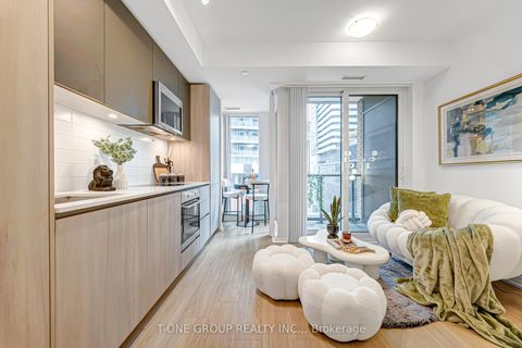 Photo 20 at 808 - 8 WIDMER Street, Waterfront Communities C1, Toronto