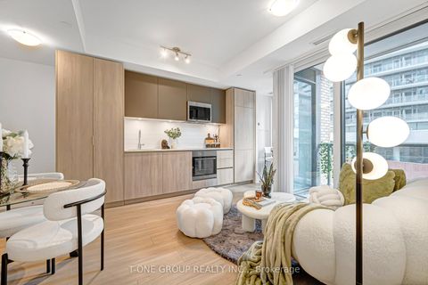 Photo 24 at 808 - 8 WIDMER Street, Waterfront Communities C1, Toronto