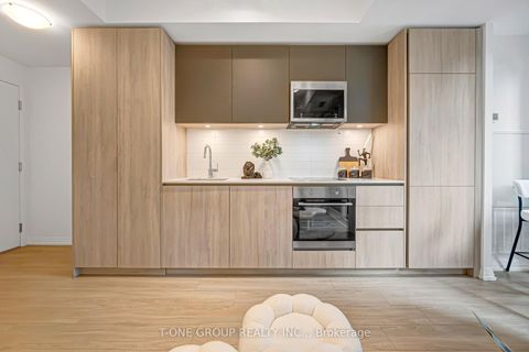 Photo 25 at 808 - 8 WIDMER Street, Waterfront Communities C1, Toronto