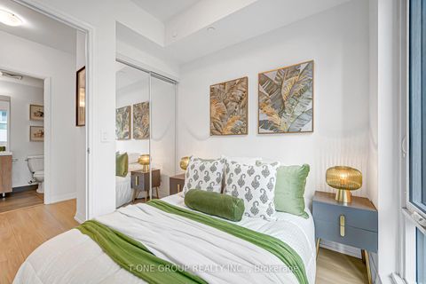 Photo 27 at 808 - 8 WIDMER Street, Waterfront Communities C1, Toronto