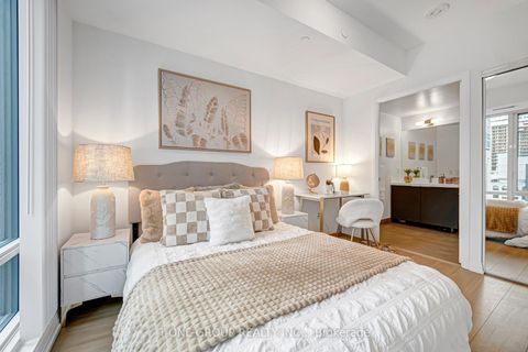 Photo 29 at 808 - 8 WIDMER Street, Waterfront Communities C1, Toronto