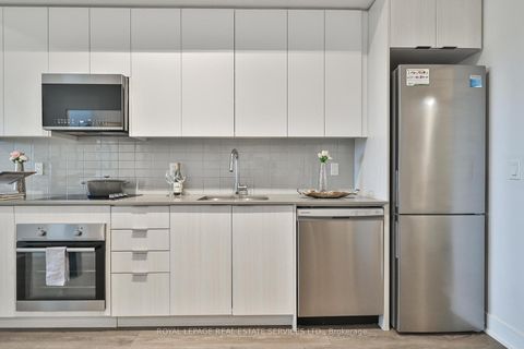 Photo 13 at 414 - 2489 Taunton Road, RO River Oaks, Oakville