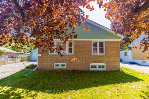 Photo 1 at 12 Canham Crescent, Malvern West, Toronto