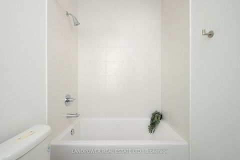 Photo 22 at 6210 - 10 York Street, Waterfront Communities C1, Toronto