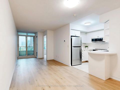 Photo 7 at 606 - 17 Barberry Place, Bayview Village, Toronto