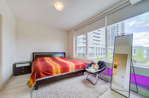 Photo 15 at 27 Sonic Way, Flemingdon Park, Toronto