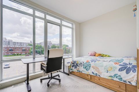 Photo 21 at 27 Sonic Way, Flemingdon Park, Toronto