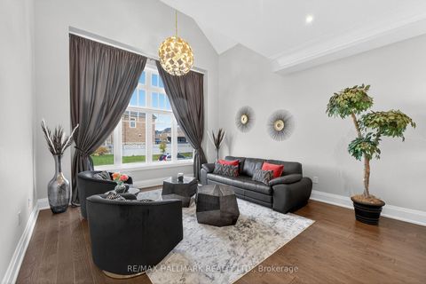 Photo 6 at 29 Secret Garden Court, Kleinburg, Vaughan