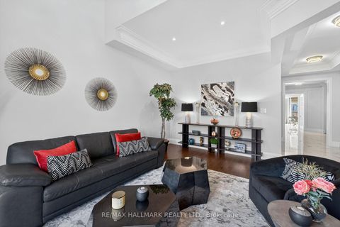 Photo 7 at 29 Secret Garden Court, Kleinburg, Vaughan